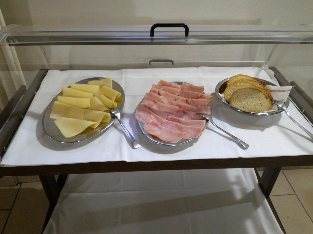 Hotel Tre Ceri Gubbio Eksteriør billede