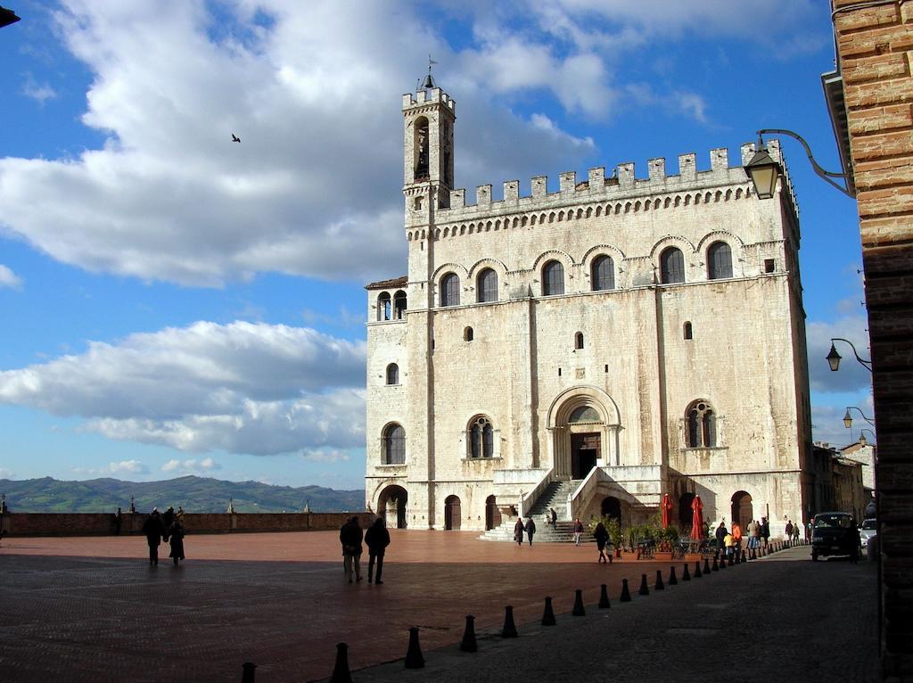 Hotel Tre Ceri Gubbio Eksteriør billede