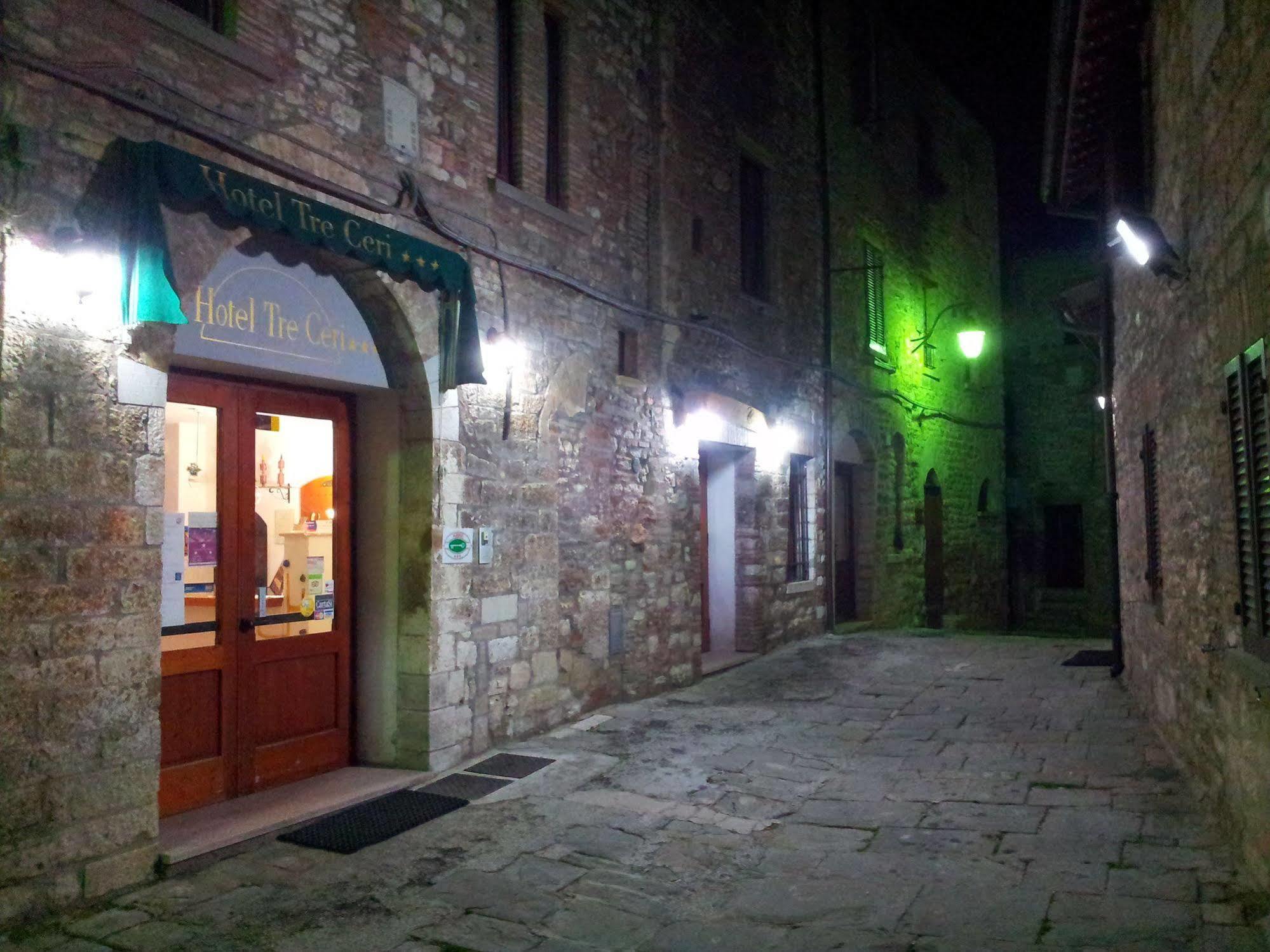 Hotel Tre Ceri Gubbio Eksteriør billede